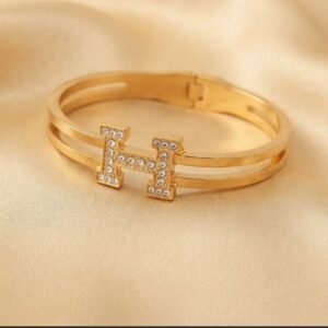 jhilimile: Aura Luxe Non-Tarnish Golden Bracelet